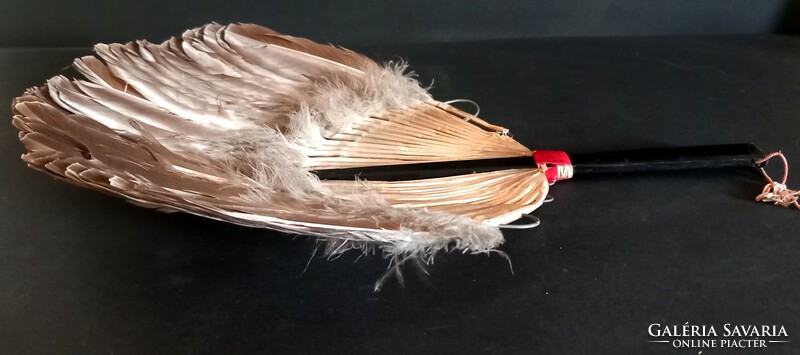 Original feather fan antique art deco negotiable
