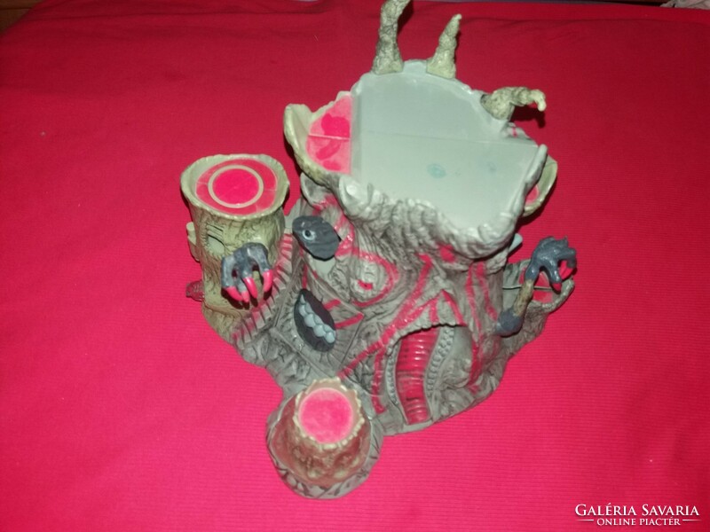 Retro Gormiti vulkán játék szett plasztik vár nemcsak gyűjtőknek a képek szerint