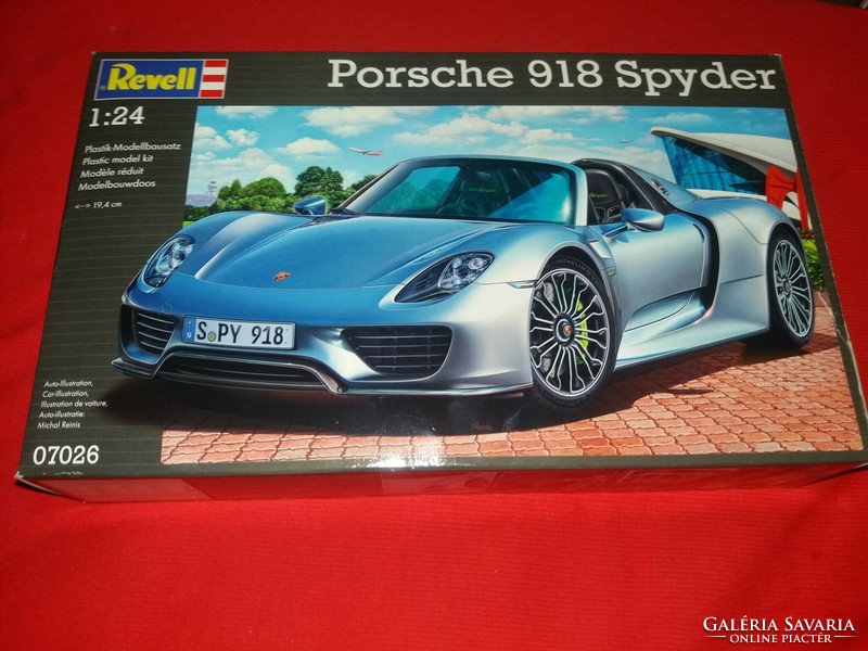 Quality revell porsche - 918 spyder model kit set with model car box 1:24 according to the pictures