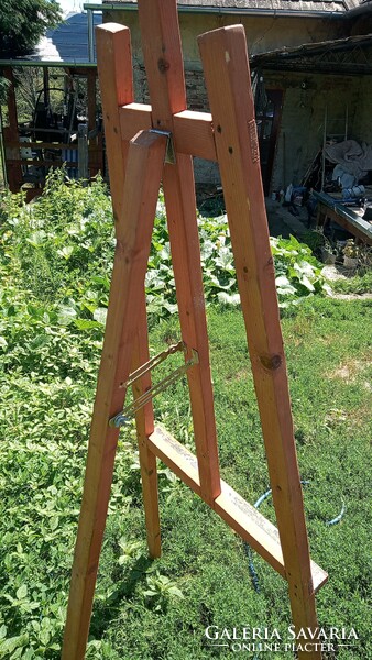 2 meter high painting stand that can be folded into a sheet, pine, light but solid, in perfect condition
