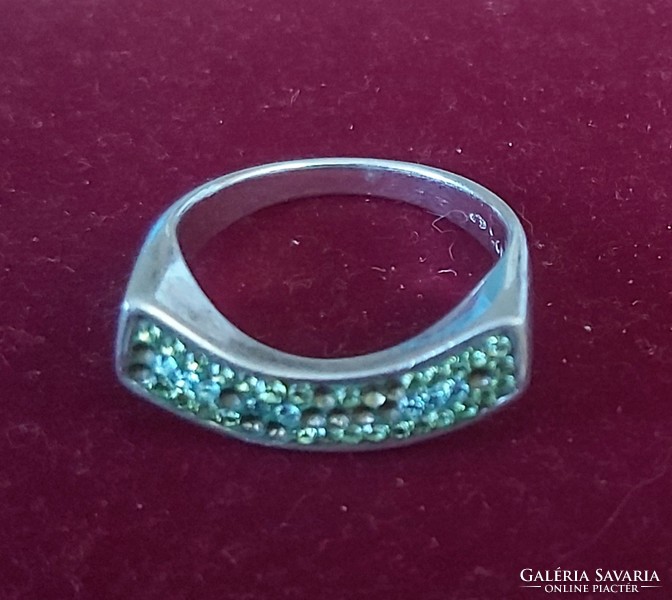 Women's silver ring with silver and green stones
