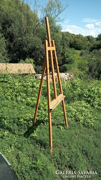 2 meter high painting stand that can be folded into a sheet, pine, light but solid, in perfect condition