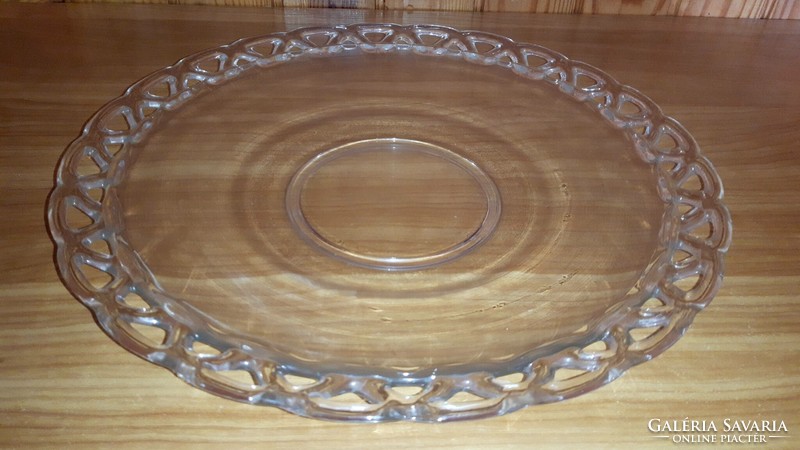 Transparent glass cake serving tray