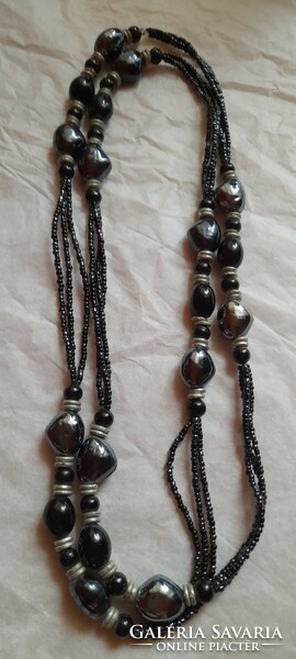 Black pearl necklace