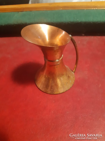 Interesting old red copper spout (7x5.5 cm)