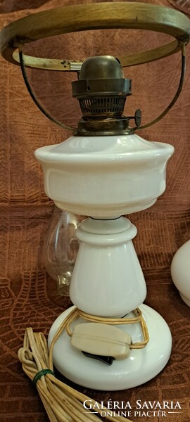 Kerosene lamp, old lamp (l4028)