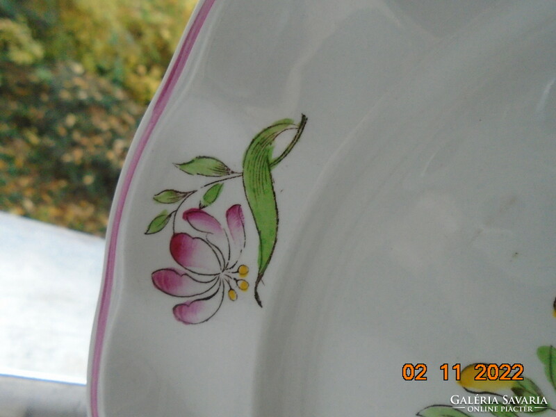 Spode marlborough sprays plate with a spectacular flower pattern 22 cm