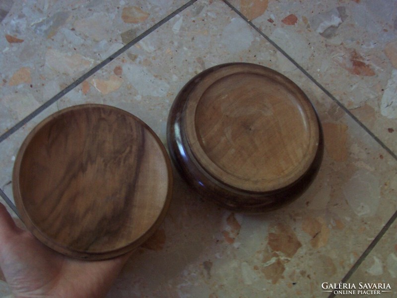 Art deco round wooden box, offering bon-bon