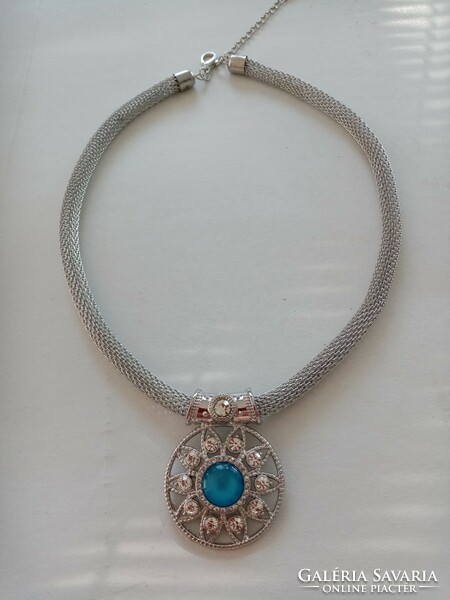Necklace with a beautiful pendant