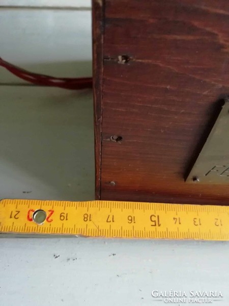 Measuring instrument, with maker's mark, semiconductor thermometer, old wooden box instrument, homemade