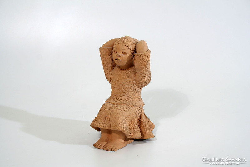 Erzsébet Illár little girl braiding her hair 16x12x10cm terracotta statue | ceramic figurine girl combing her hair