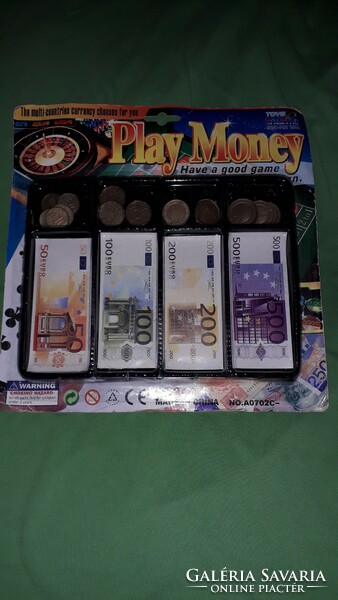 Retro packaged paper goods game paper money and coins unplayed even for roulette according to pictures