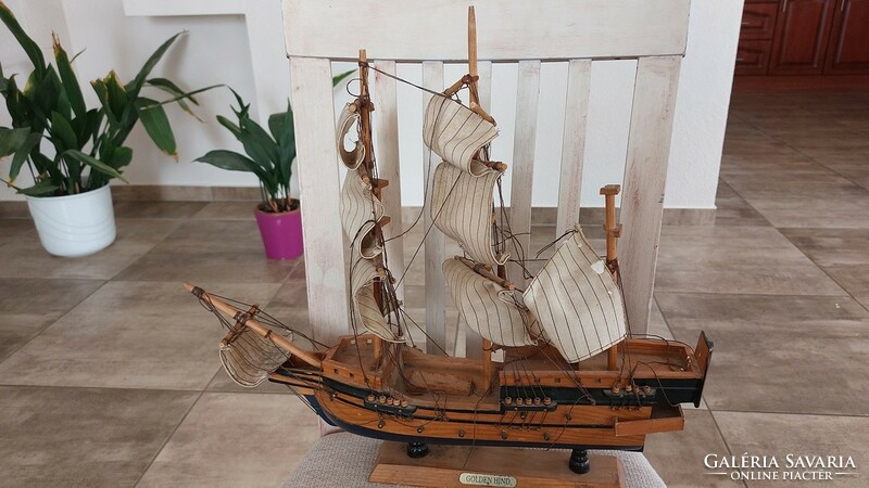 (K) Golden Hind régi hajómodell, makett.