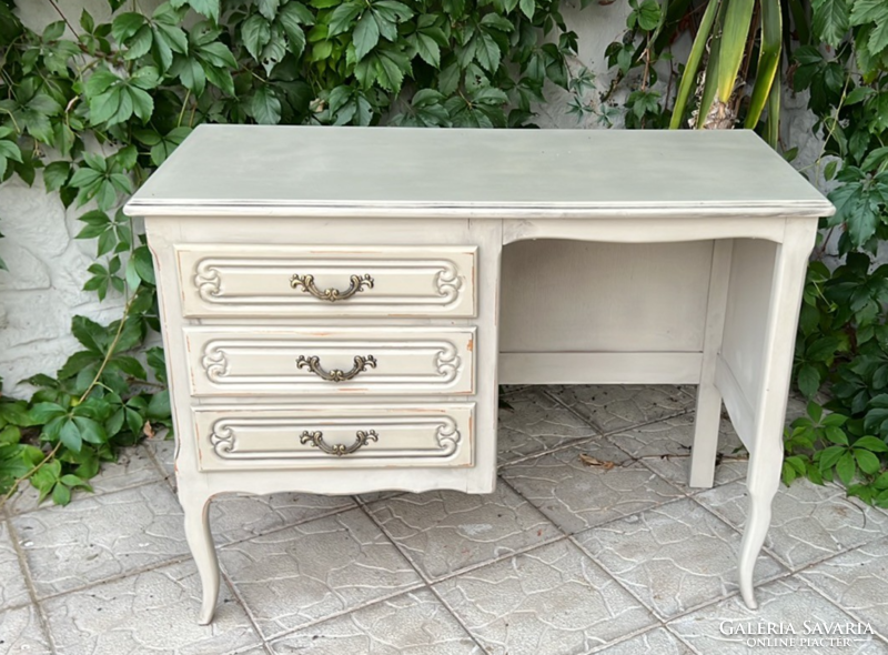 Vintage, shabby gray desk in neo-baroque style with 3 drawers