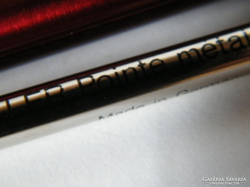 Waterman roller pen with metal body, nice metallic luster pen