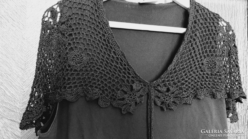 Black south lace cape sleeveless top, top, sweater