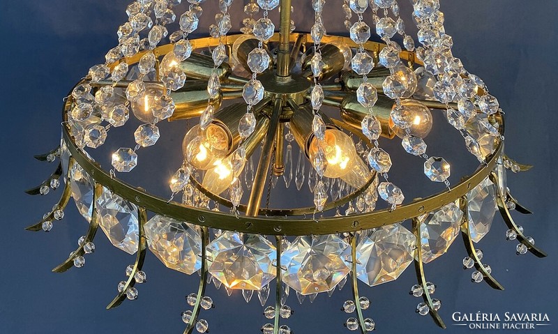 Diamond, lead crystal chandelier! 11 Glowing!