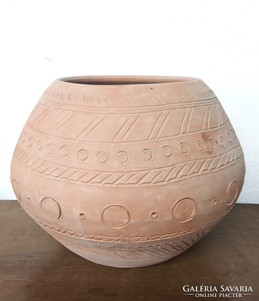 Retro Hungarian ceramics.