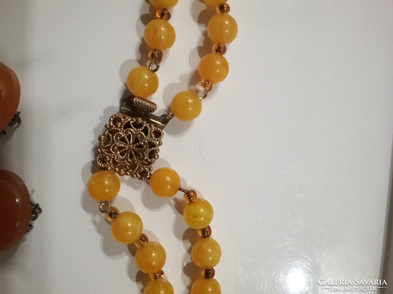 Old 2-row yellow necklace + ear clip