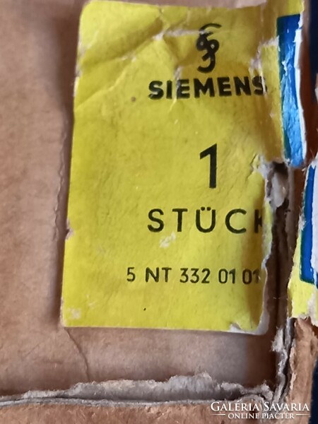 Siemens irányjelző eredeti dobozában,  XX. század