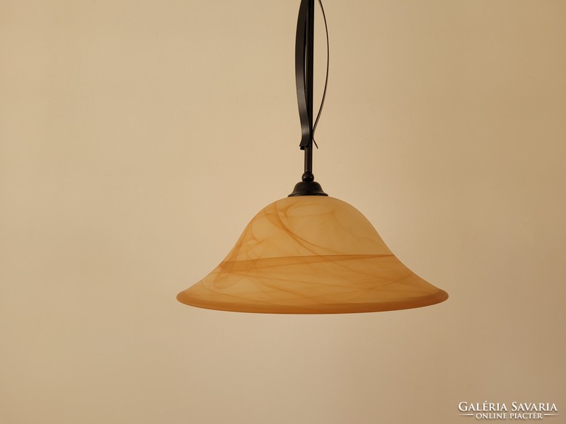 Large-sized ceiling lamp with glass molding