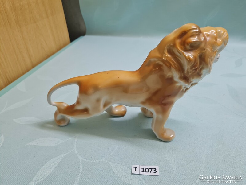 T1073 alba julia lion 28 cm