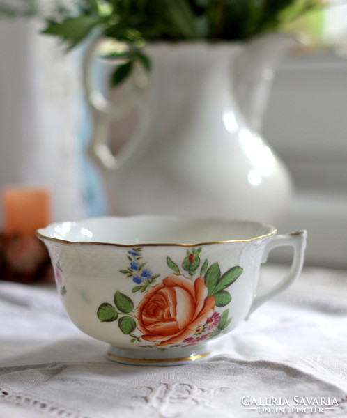 Herendi 1941 Petit Bouquet de Rose (PBR) rózsa mintás nagy teás csésze, vitrin állapot