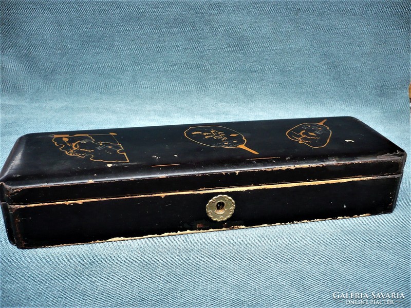 Old turn-of-the-century lacquer black oriental glove box