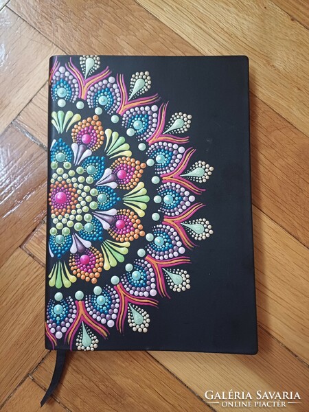 ÚJ! Napló füzet mandala díszítéssel, hippi stílusú csakra színekkel, kézzel festett A5 méretű