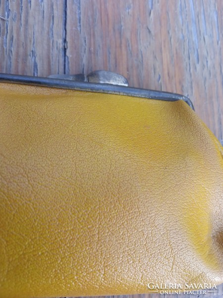 Retro yellow faux leather wallet