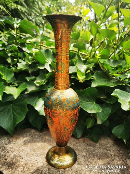 Indian copper vase, 34 cm
