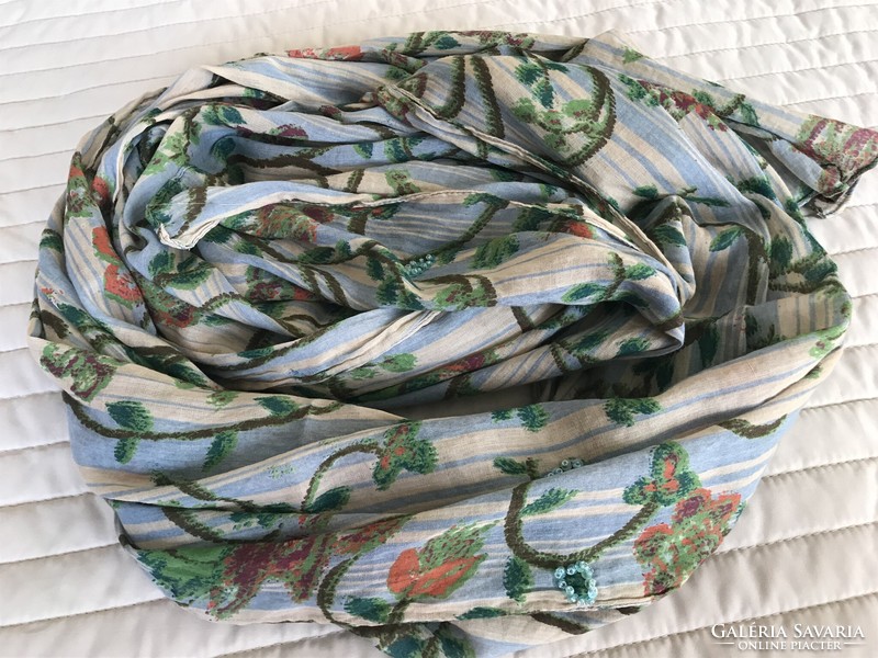 Fine cotton scarf with flower garland pattern, pearl and sequin decoration, 180 x 75 cm