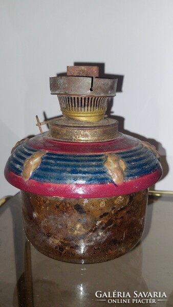 Antik petróleumlámpa tartály