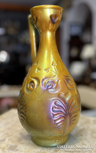 Zsolnay eozin purple porcelain decorative jug spout