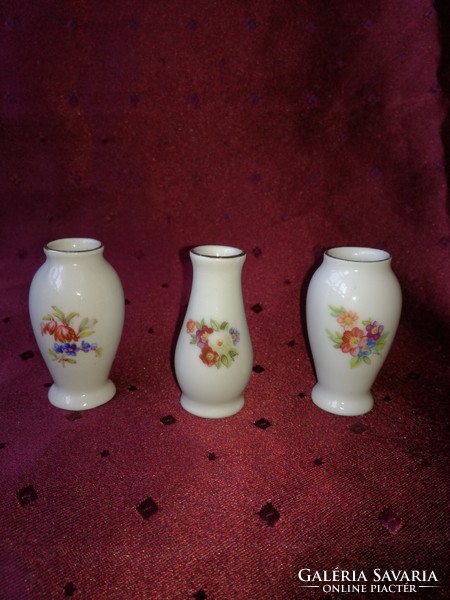 Raven house mini vases