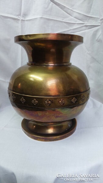 Decorative copper basket, 26x25 cm