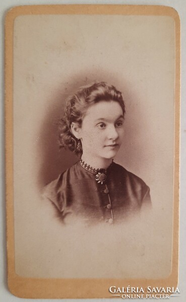 Antique business card (cdv) photo, female portrait doctor and kosmata studio in Pest, 1860s