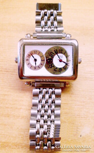 Q&q duplex women's quartz wristwatch, waterproof rarity, with two separate, independent movements