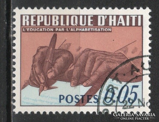 Haiti 0033 Mi 928     0,30 Euró