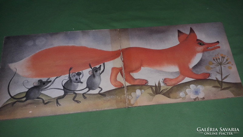 1984. Forest and field animals picture children's story book according to the pictures