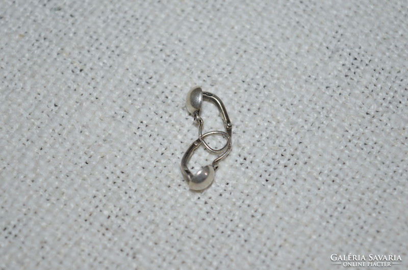 Classic smaller size silver lens earrings
