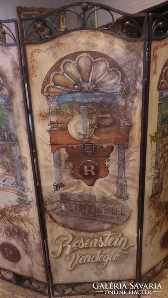 The painted screen of the Rosentstein restaurant is a specialty