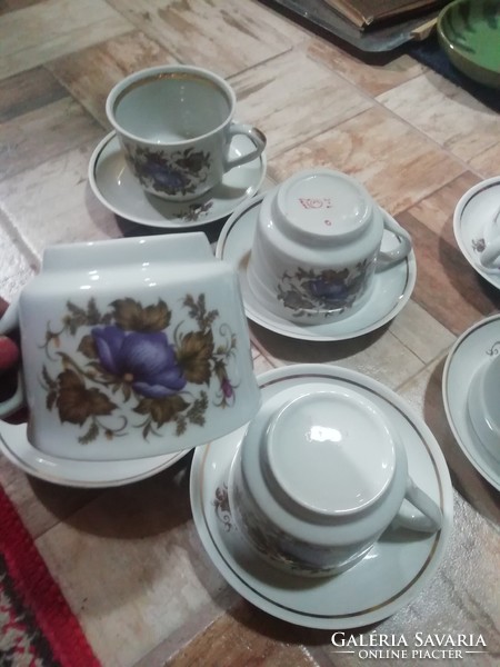 Régi orosz porcelán teás készlet