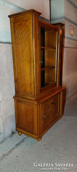 Vitrin, szép állapot