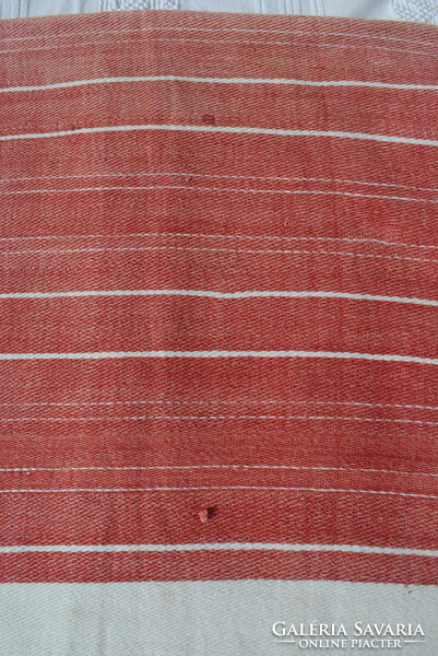 Régi díszpárna huzat , piros csíkos szövött mintás 54 x 42 cm
