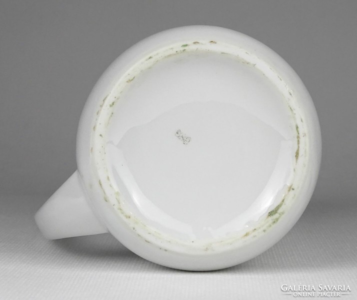 1N982 antique porcelain cream pourer 13.5 Cm