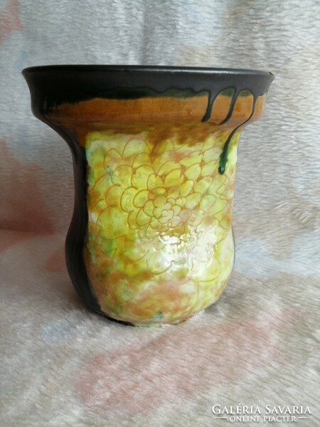 Ceramic vase by Éva Koller