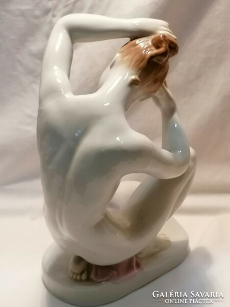 Unusually large aquincum female nude porcelain statue 25.5 cm