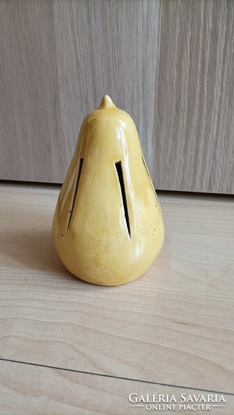 Hódmezővásárhely ceramic pear