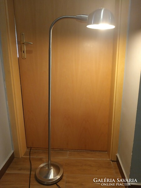 Modern adjustable flexible floor lamp. Negotiable!